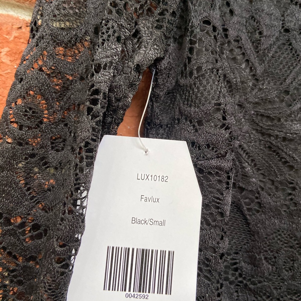Off the shoulder lace bodysuit - Picture 3 of 6